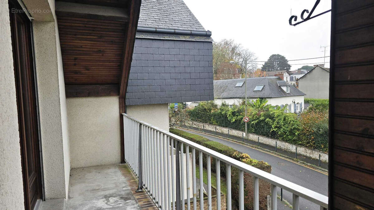 Appartement à LIMOURS