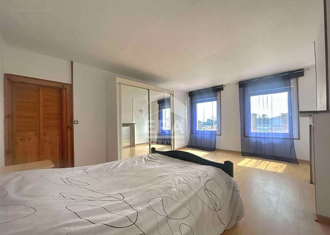 Maison à SAINT-FOLQUIN