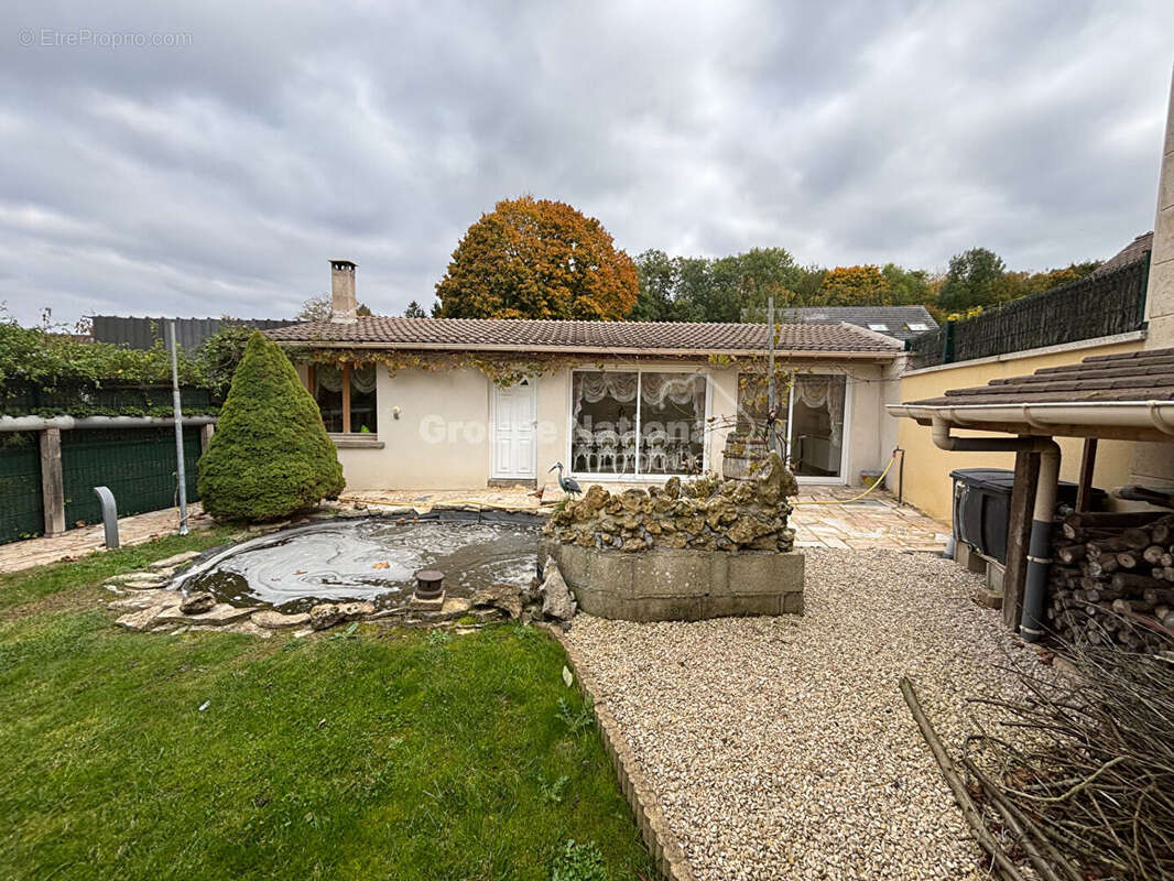 Maison à TRACY-LE-VAL