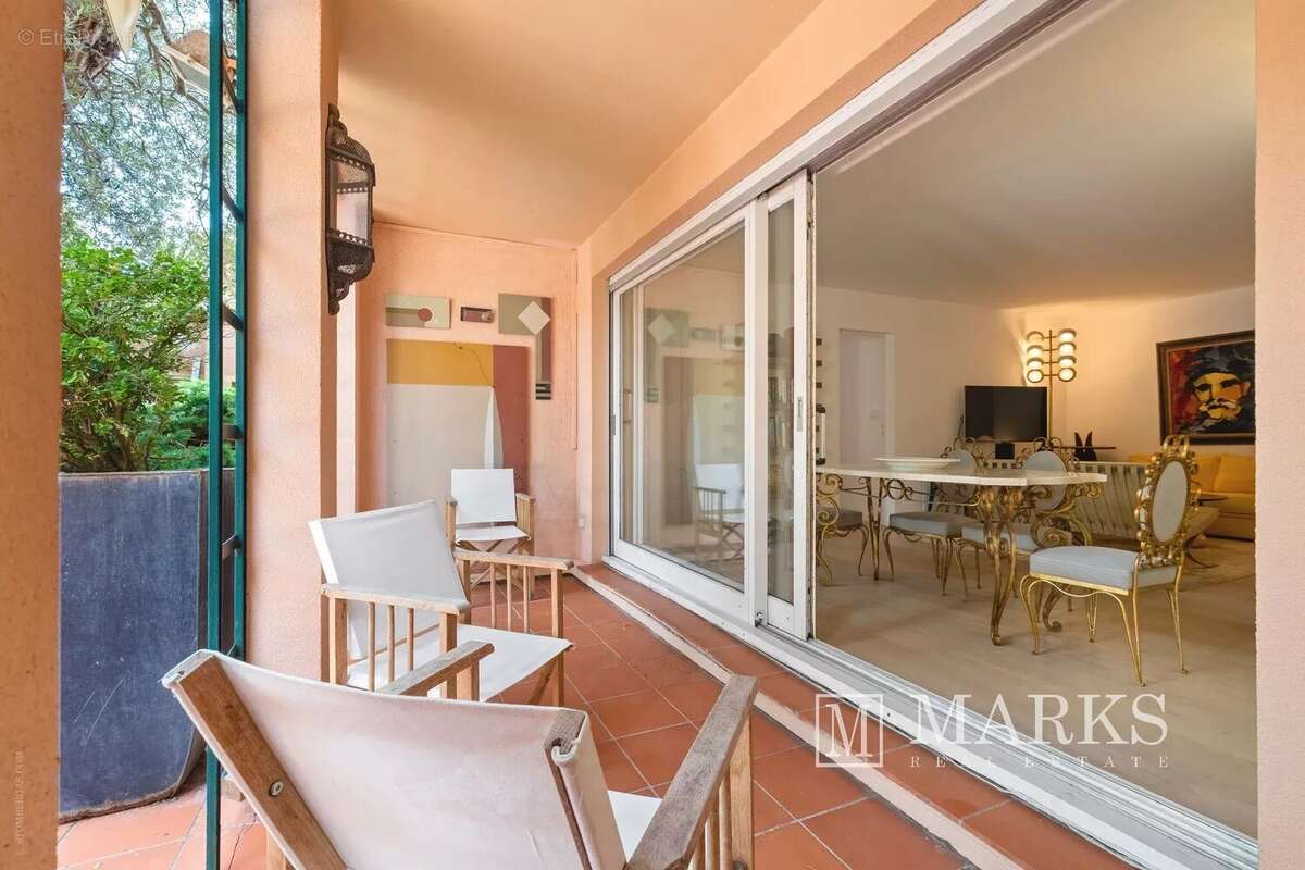 Généreux appartement de 3 chambres en rez-de-jardin - photo 2