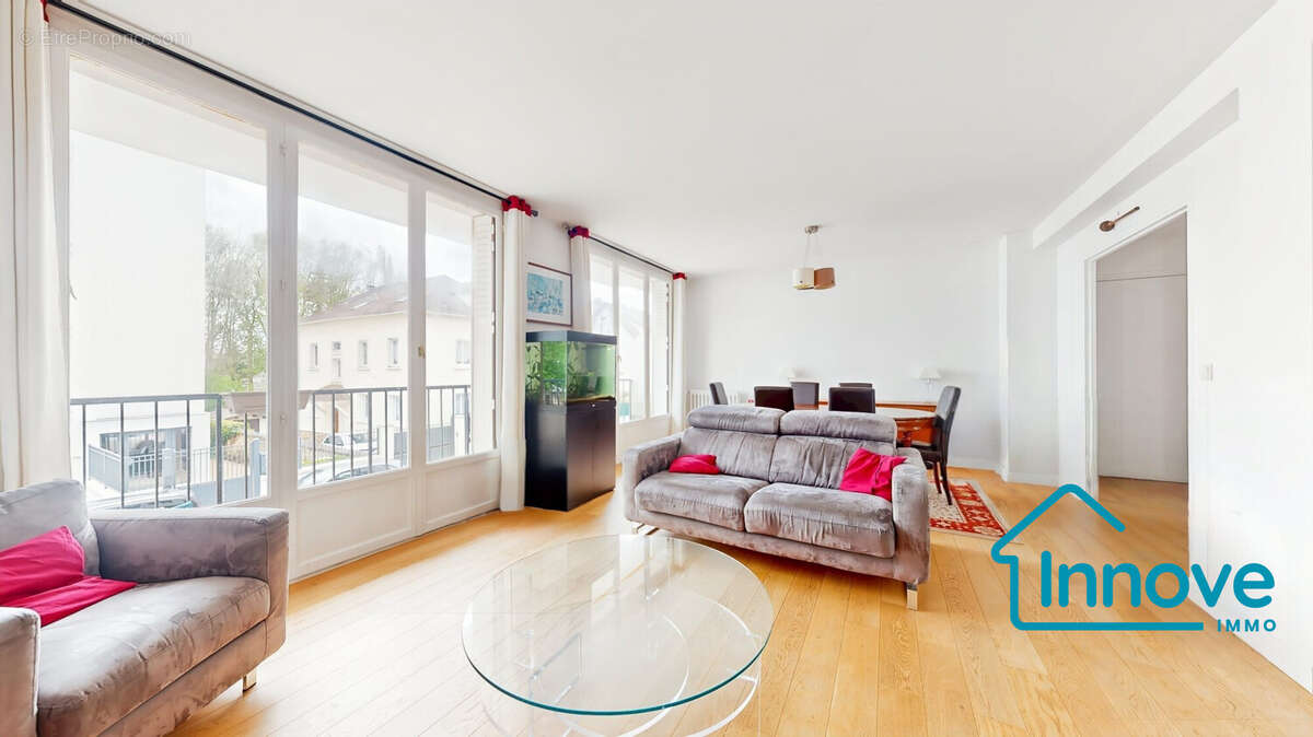 Appartement à VERSAILLES