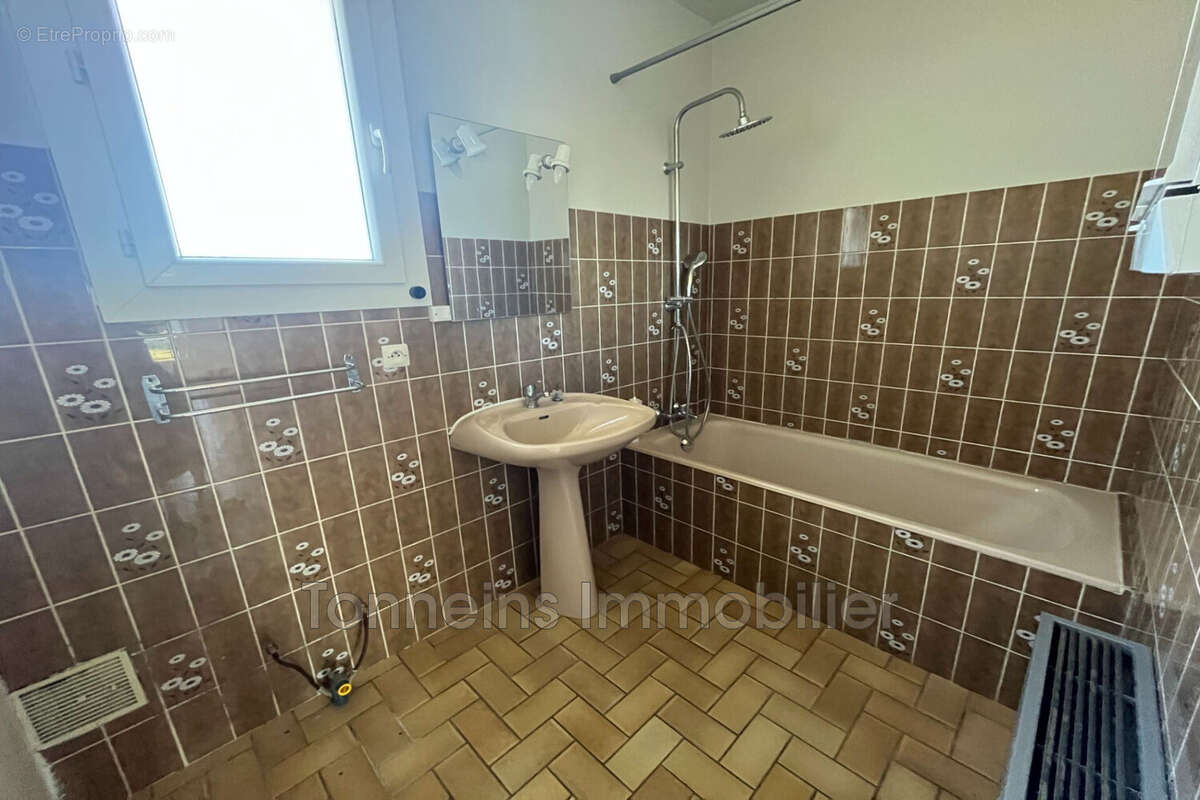 Maison 66 m² à Fauguerolles  - photo 6
