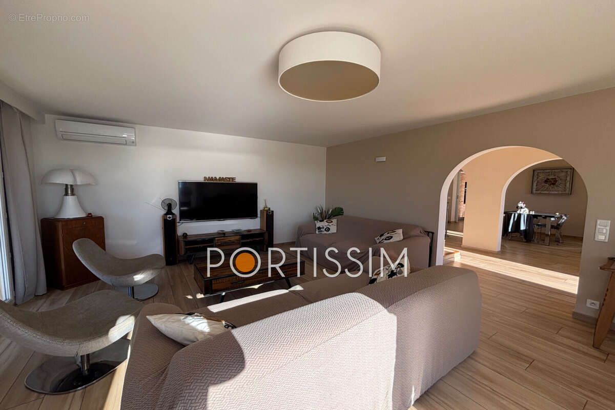 Maison à CAGNES-SUR-MER