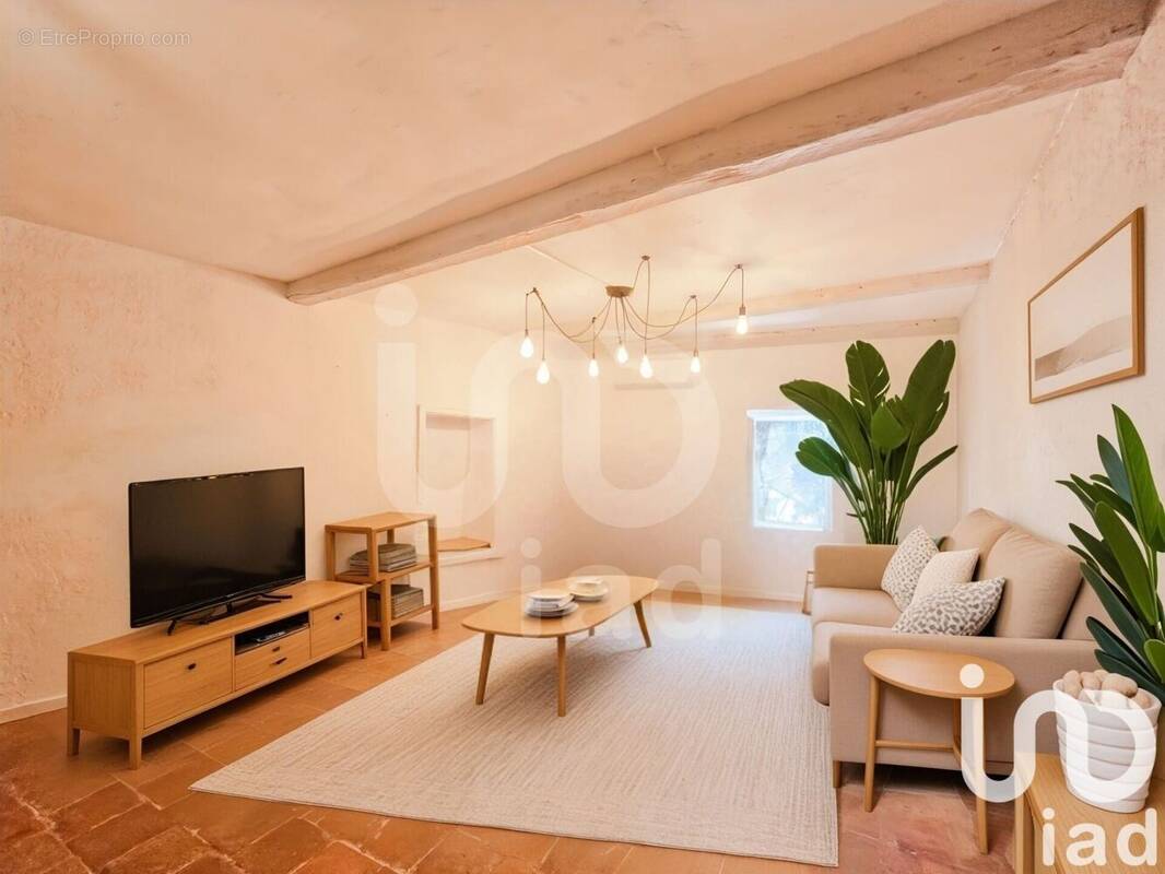 Photo 1 - Maison à SAINT-DEZERY