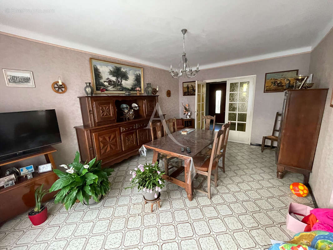 Maison 111 m² à Castelnaudary  - photo 8
