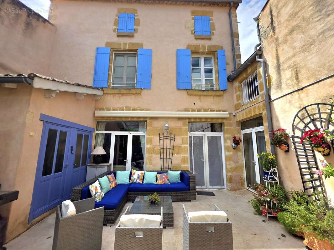 Élégante maison de ville avec jardin au cœur de MONPAZIER - photo 17
