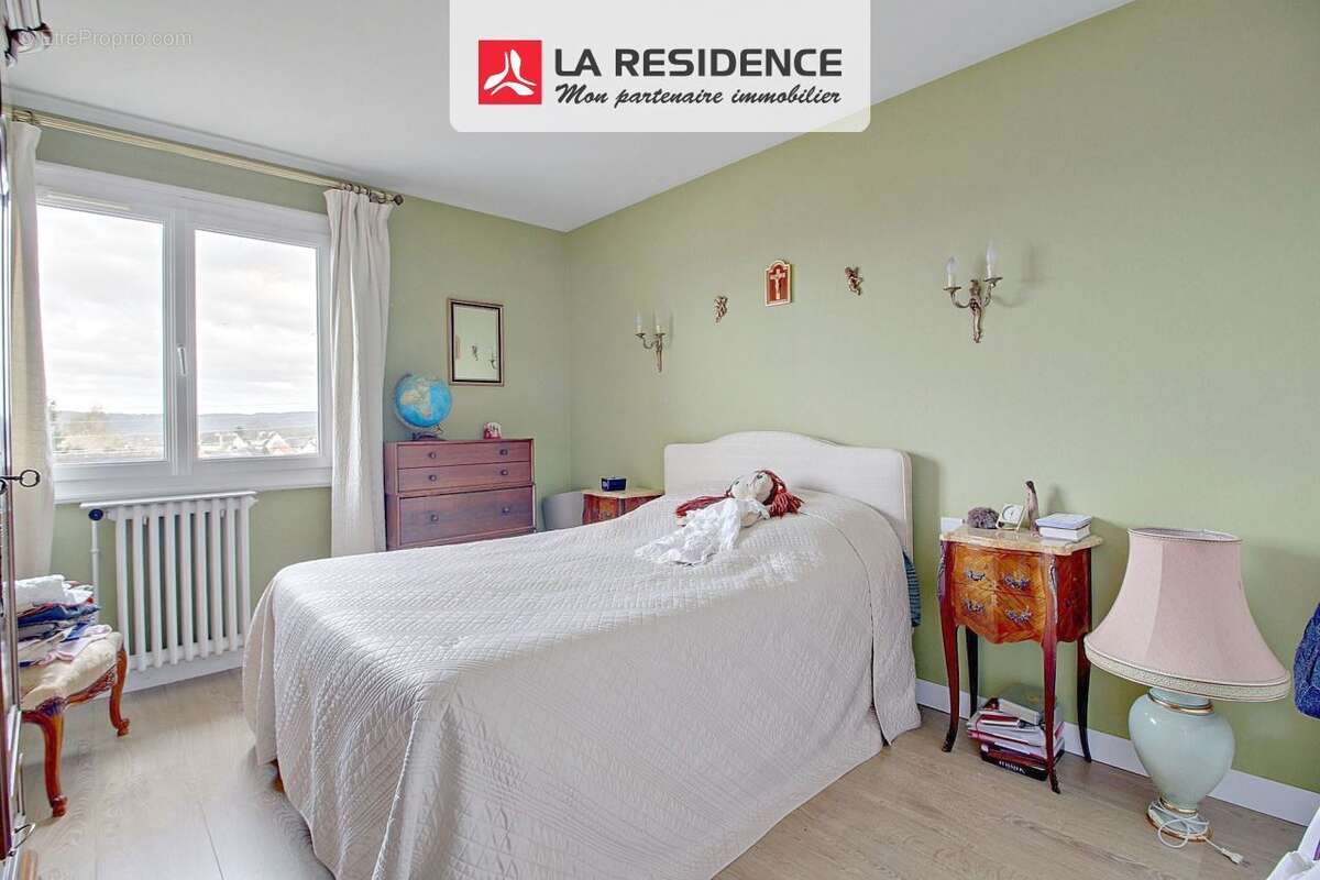 Appartement à SAINT-ETIENNE-DU-ROUVRAY