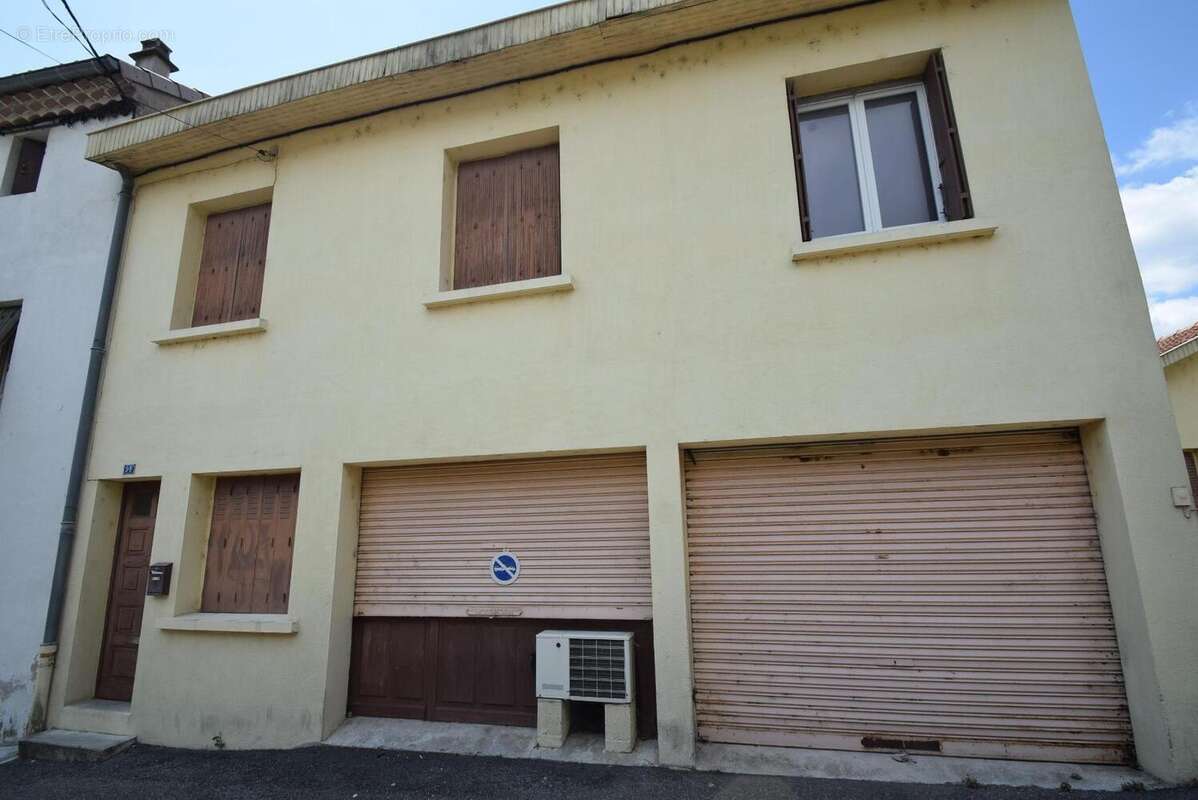   - Appartement à VALS-LES-BAINS
