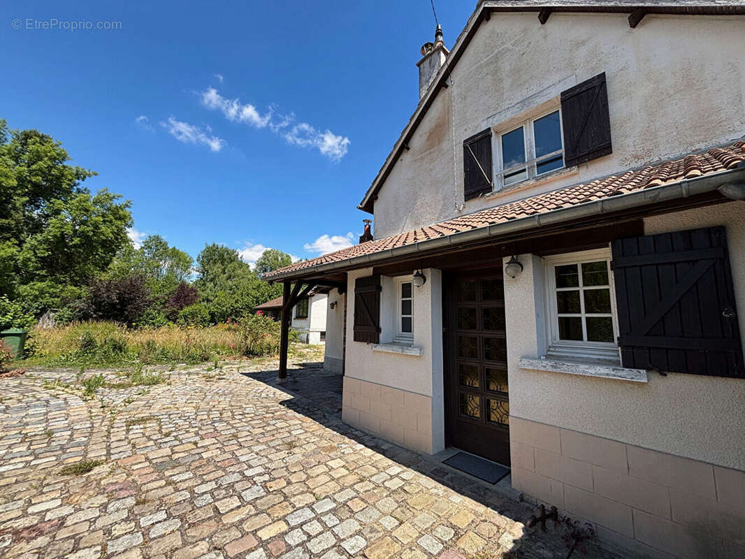 Proche nogent le roi - maison ancienne - photo 8