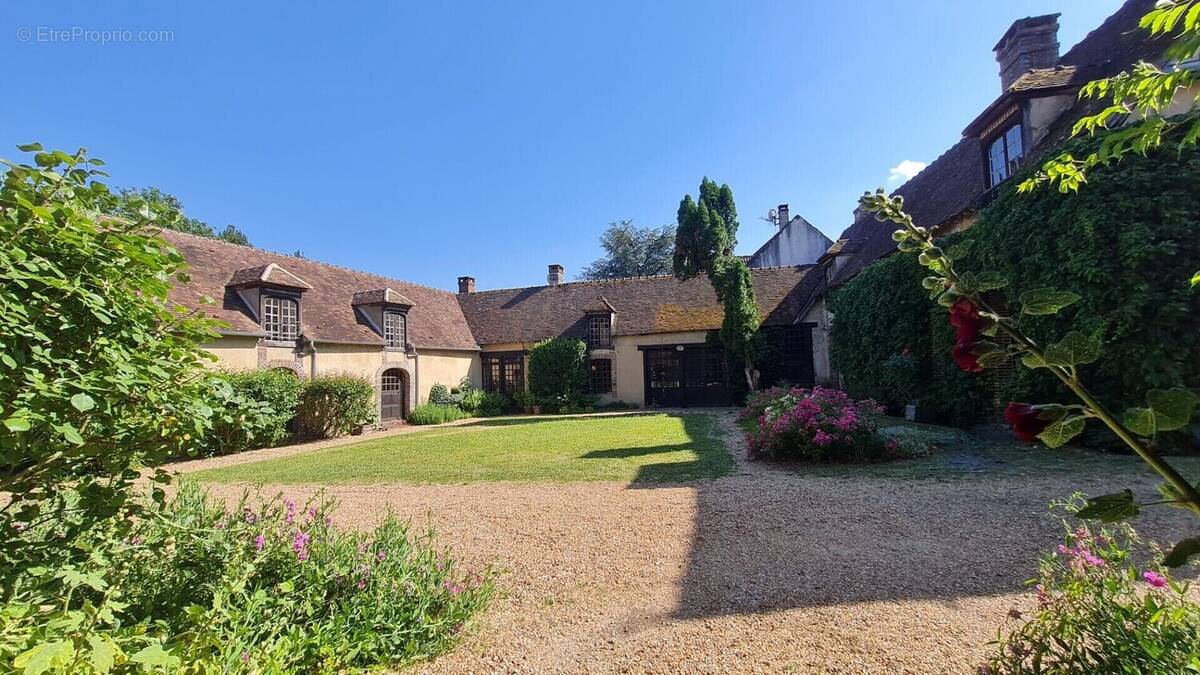 Maison à MAINTENON