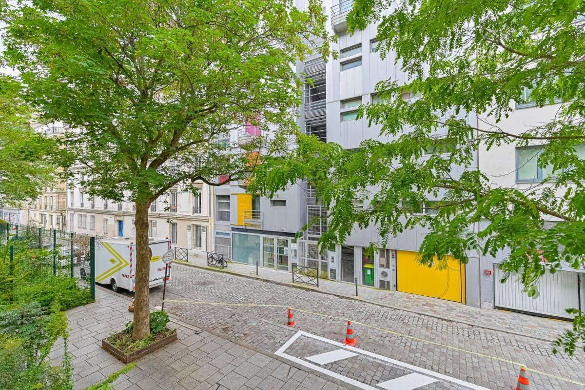 Appartement à PARIS-18E