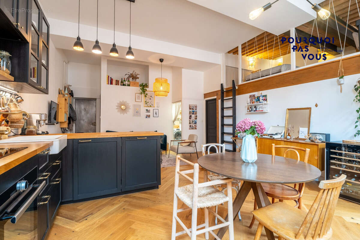 Appartement à LYON-4E