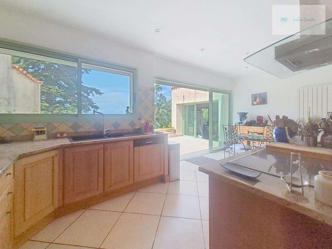Propriété d'exception aux portes de Pézenas – Charme, volumes et panorama exceptionnel - photo 4