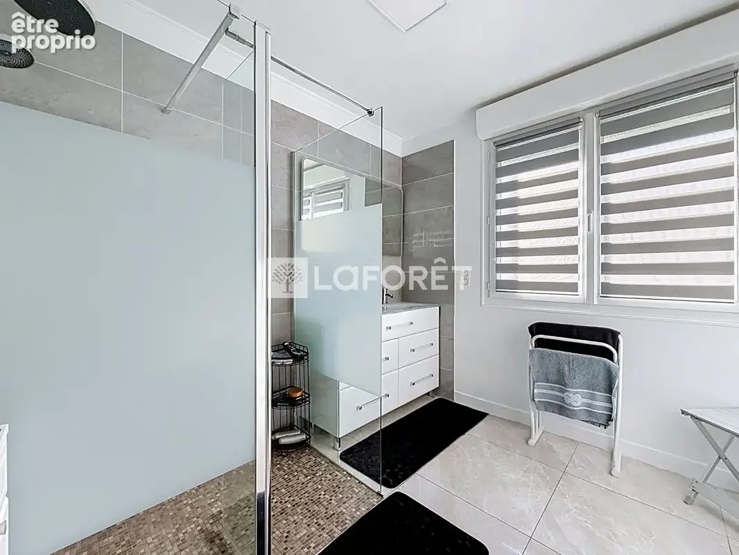 Laforêt Luzarches - Maison Chambly 6 pièce(s) 150m2 - photo 6