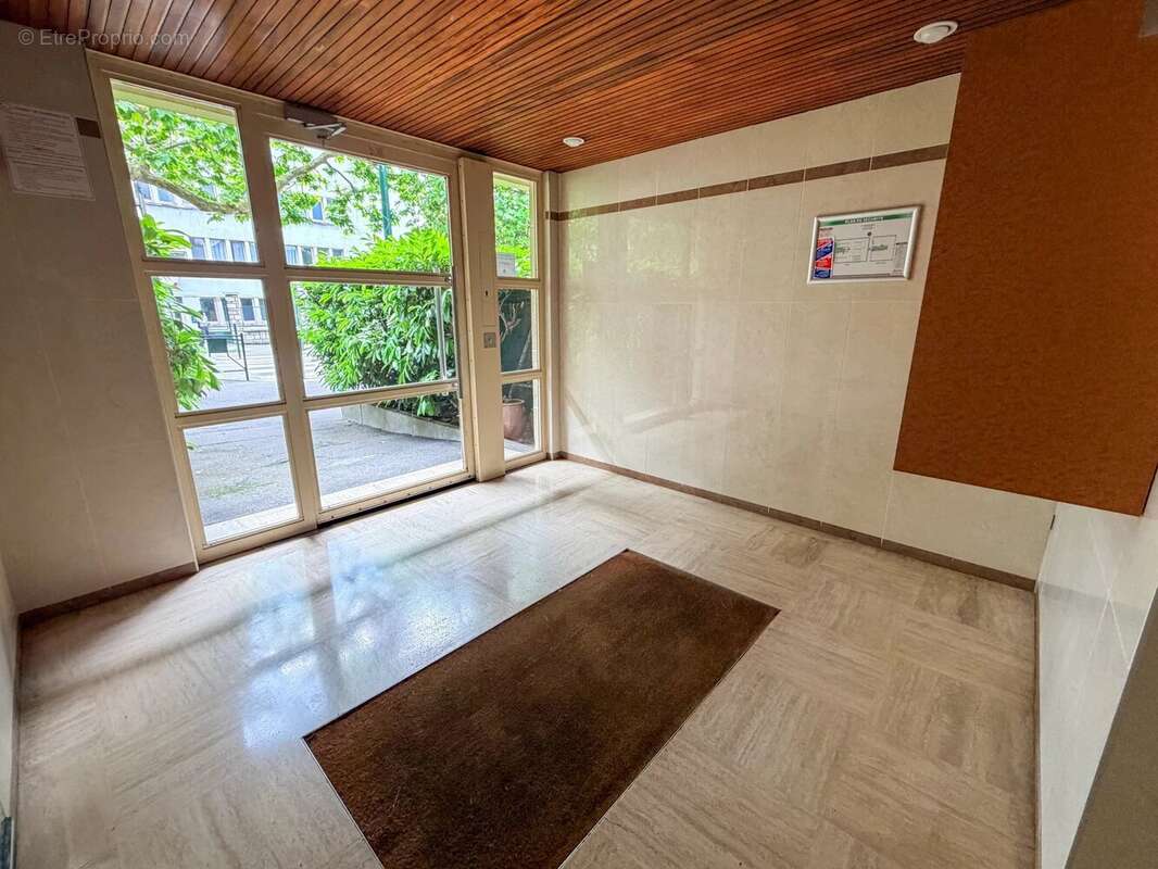 Appartement à LE RAINCY