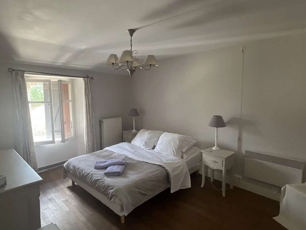 Grande maison avec maison d'amis et maison indépendante à rénover - photo 11