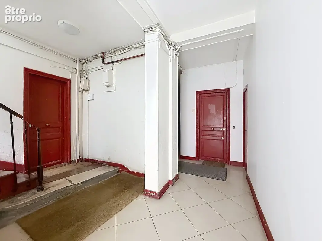 Paris 18 ème   Mairie du 18 ème   29 m2 à rénover avec fort potentiel   5 ème étage - photo 9