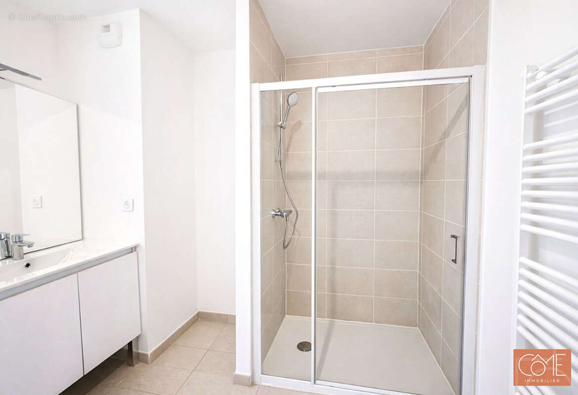 Type 3 neuf 63,8m² - balcon 14m² - parking - exposition sud -ouest- au coeur de la chapelle des fougeretz - photo 4