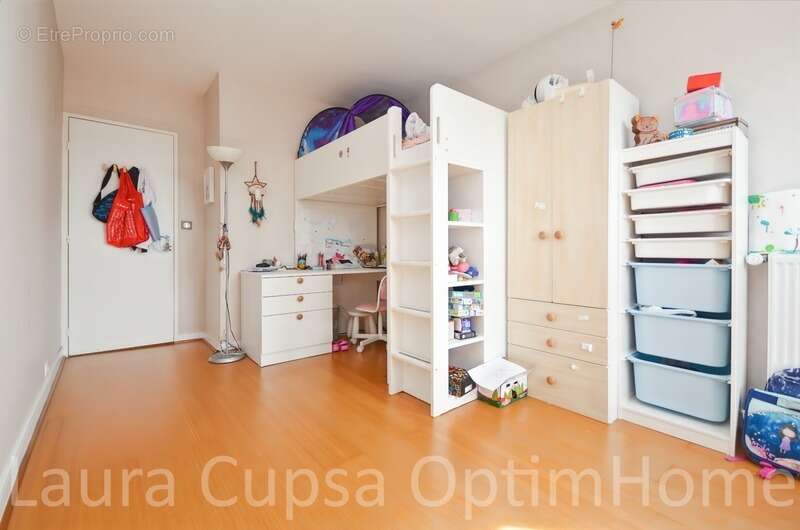 Appartement à BOURG-LA-REINE