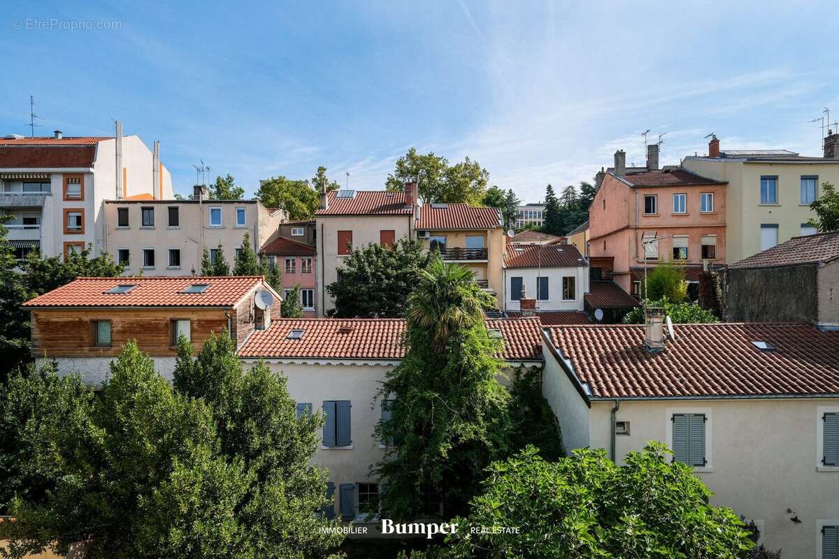 Appartement à LYON-5E