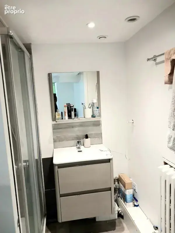 A Vendre:   Local commercial avec studio à Paris 18ème(Clignancourt) - photo 9