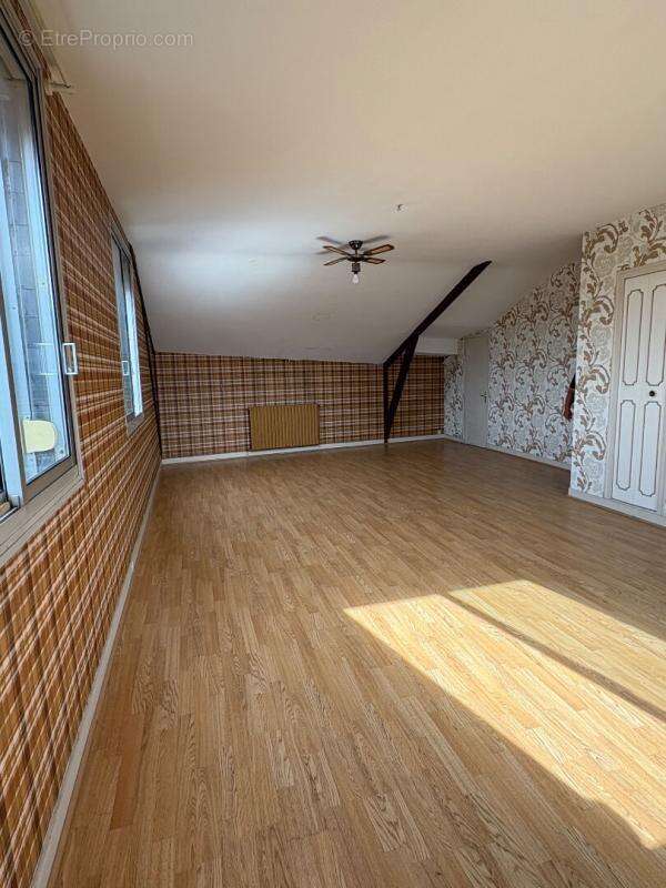 Maison à SABLE-SUR-SARTHE