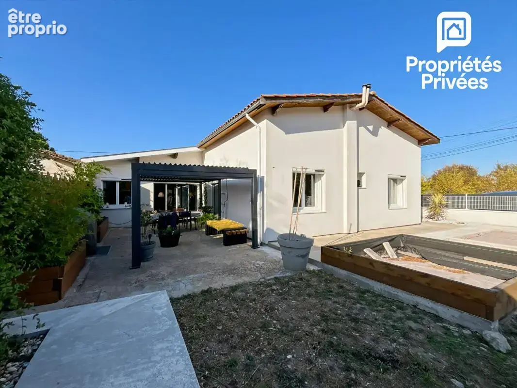 Maison rénovée, 5 chambres, garage avec piscine sur 3 000 m² - photo 14
