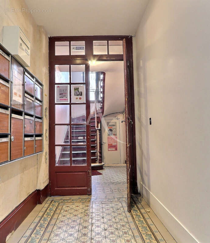 Appartement à AUBERVILLIERS