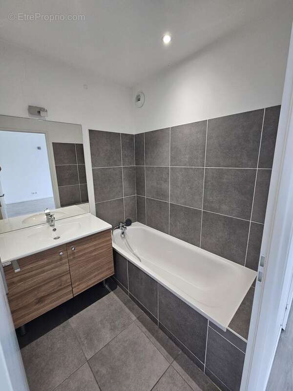 Maison 99 m² à Pessac  - photo 8