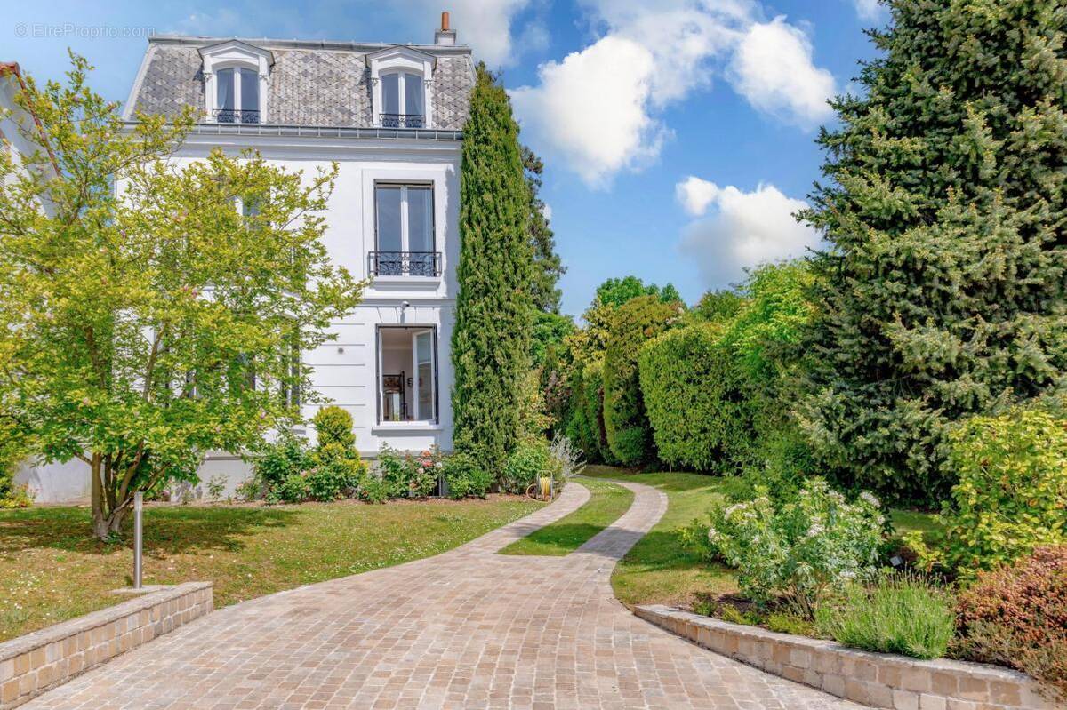 Maison à SAINT-CLOUD