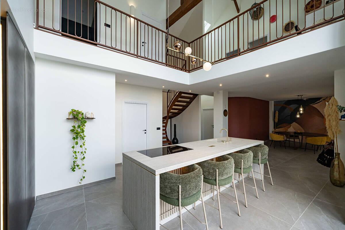 Maison à LES MESNEUX