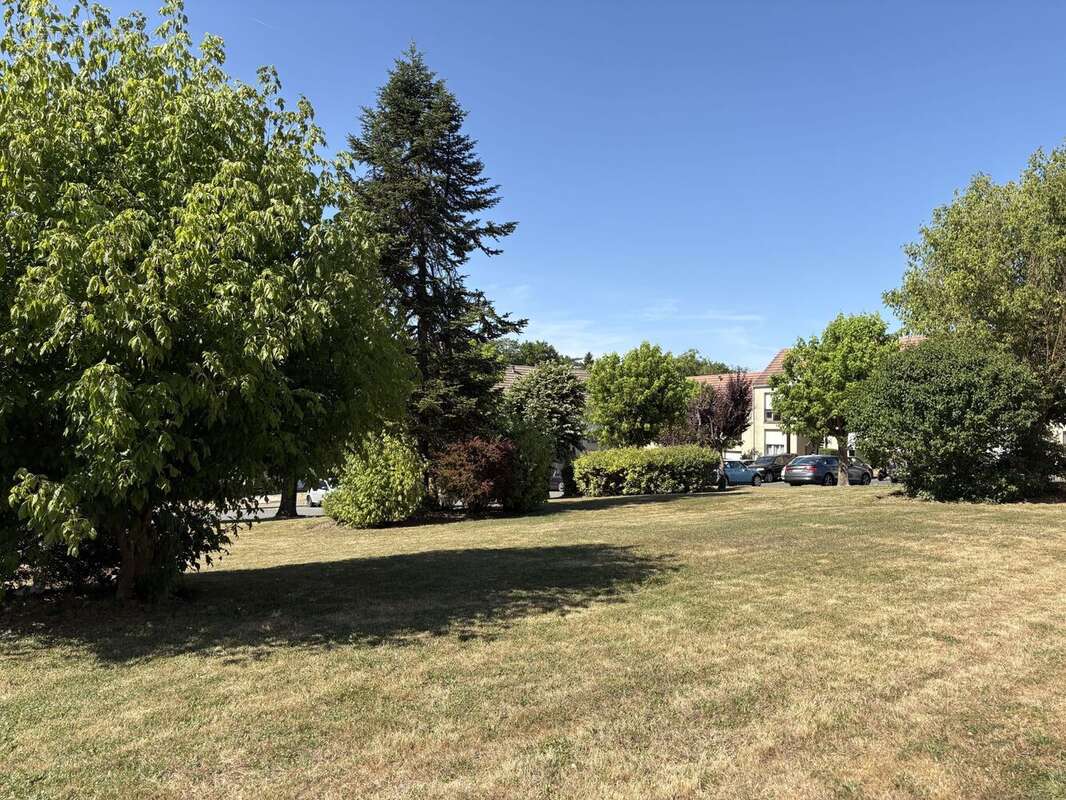 Appartement à MENNECY