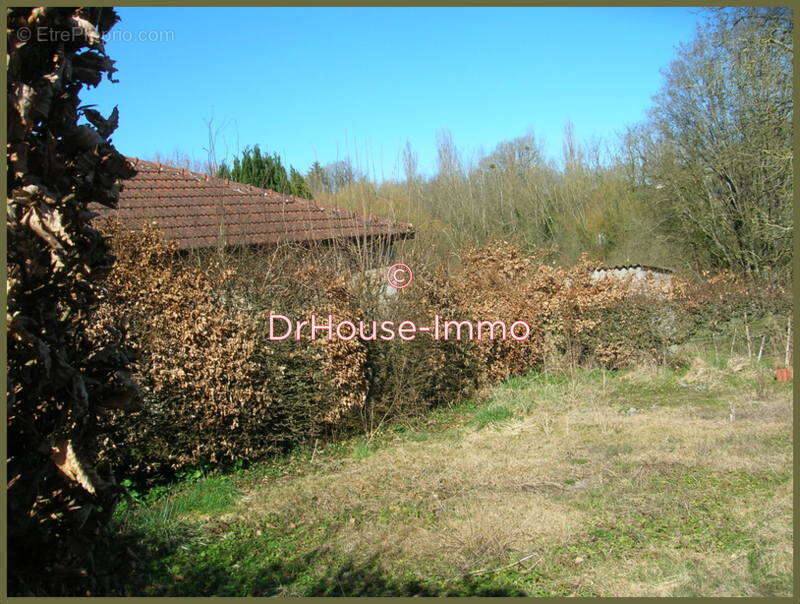 Terrain à CLERMONT-EN-ARGONNE