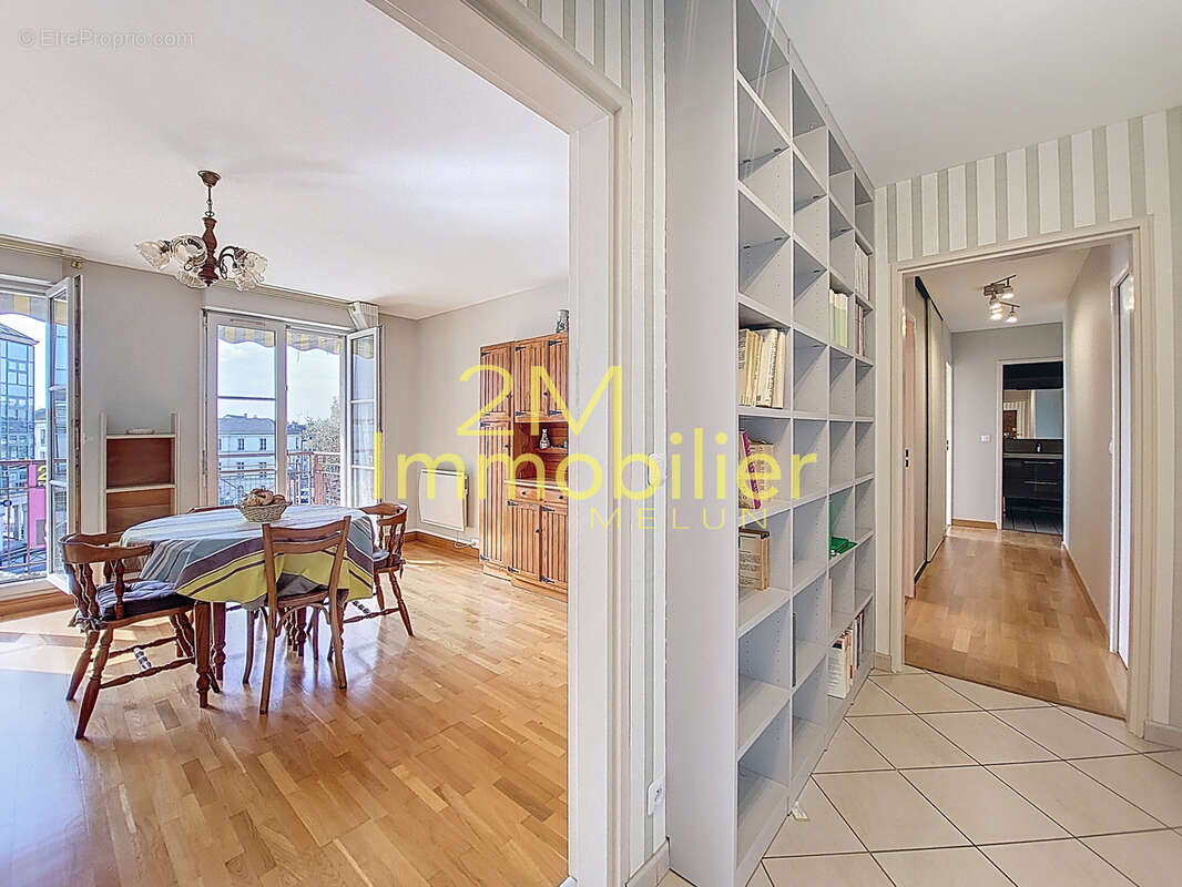 Appartement à MELUN
