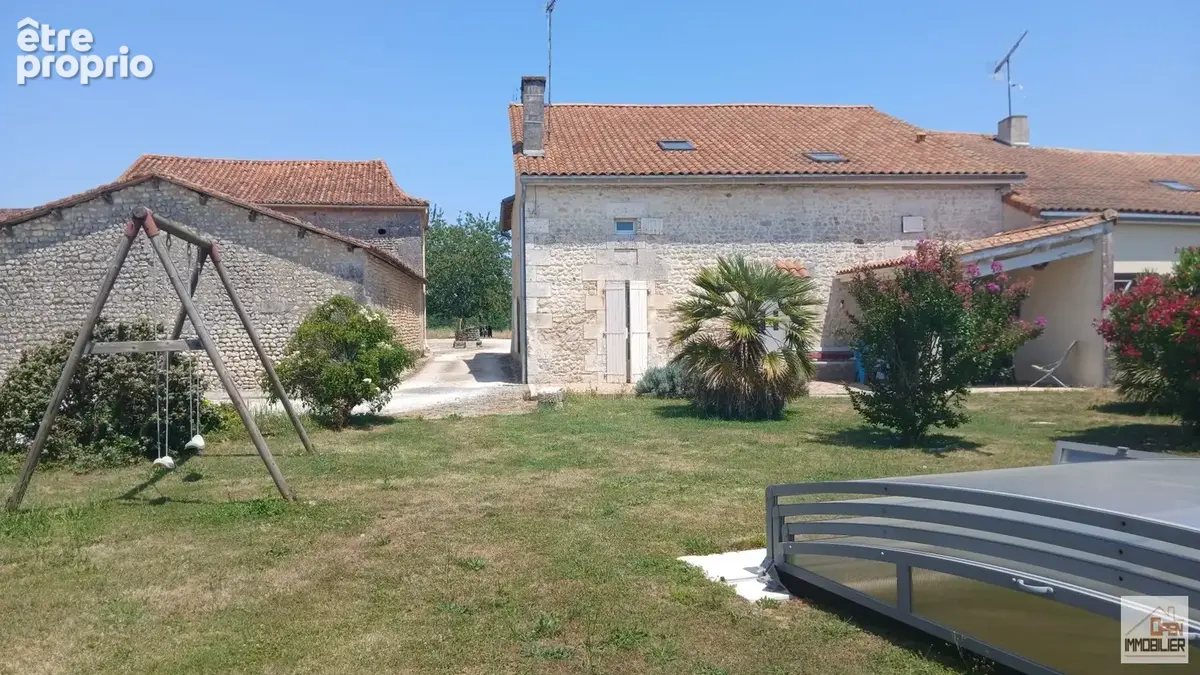 Maison 7 pièces 197 m² à vendre à Courgeac (16190) - photo 7