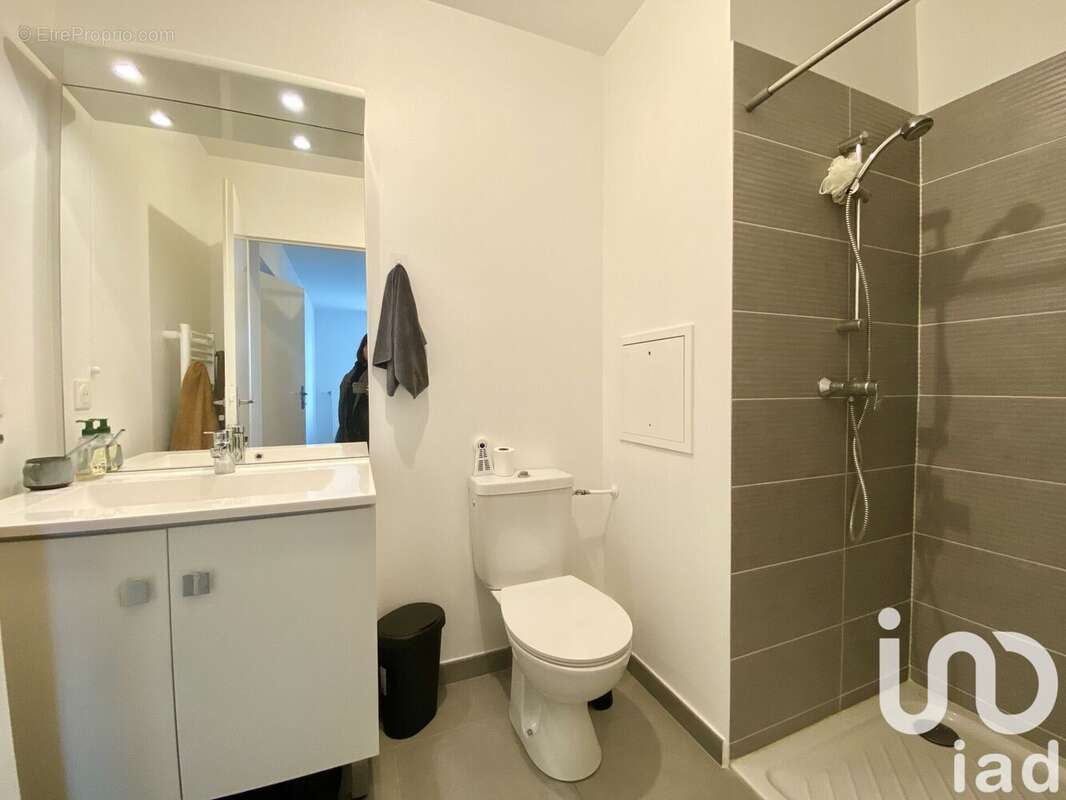 Photo 6 - Appartement à BUSSY-SAINT-GEORGES