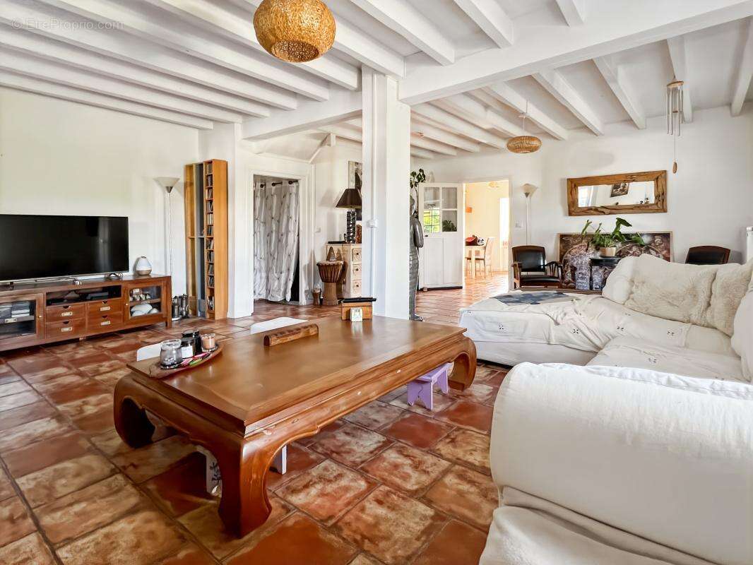 Maison à LARRESSORE