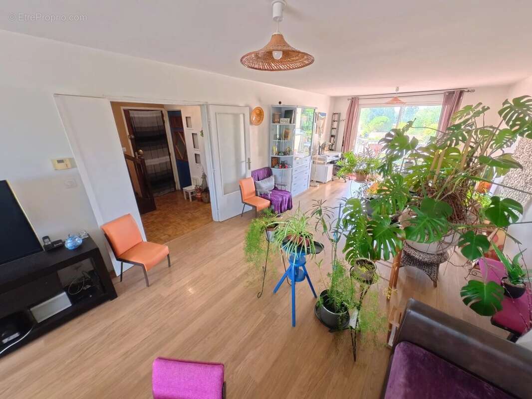 Appartement à RAMONVILLE-SAINT-AGNE