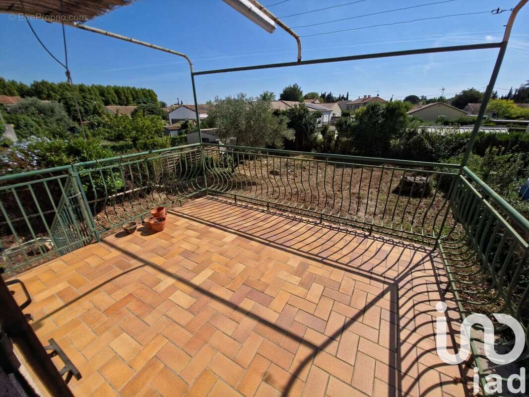 Photo 2 - Maison à RODILHAN