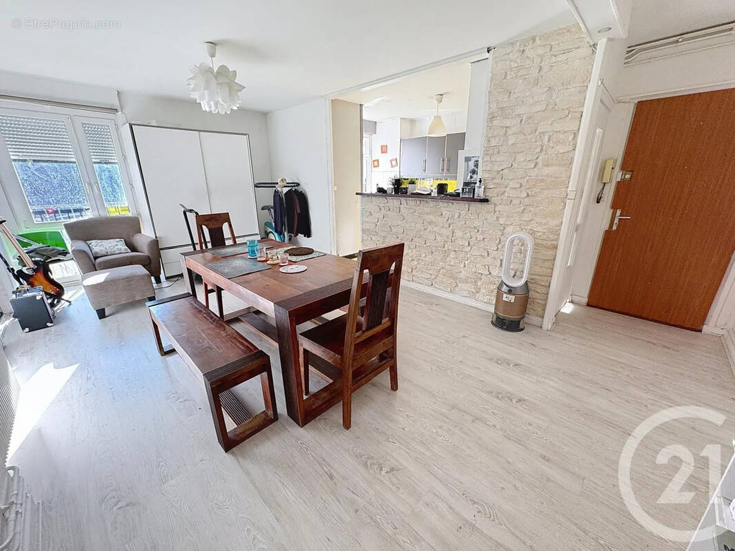 Appartement à LYON-7E