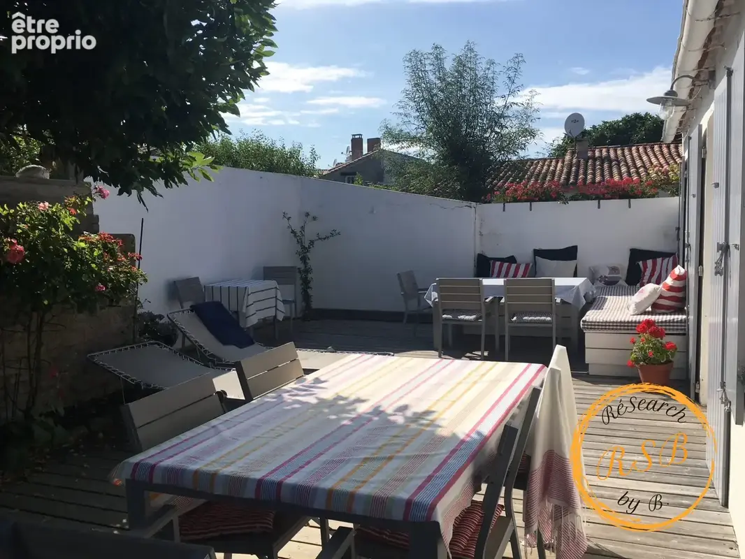 Photo Maison à Saint-Clement-Des-Baleines au prix de 381 600€