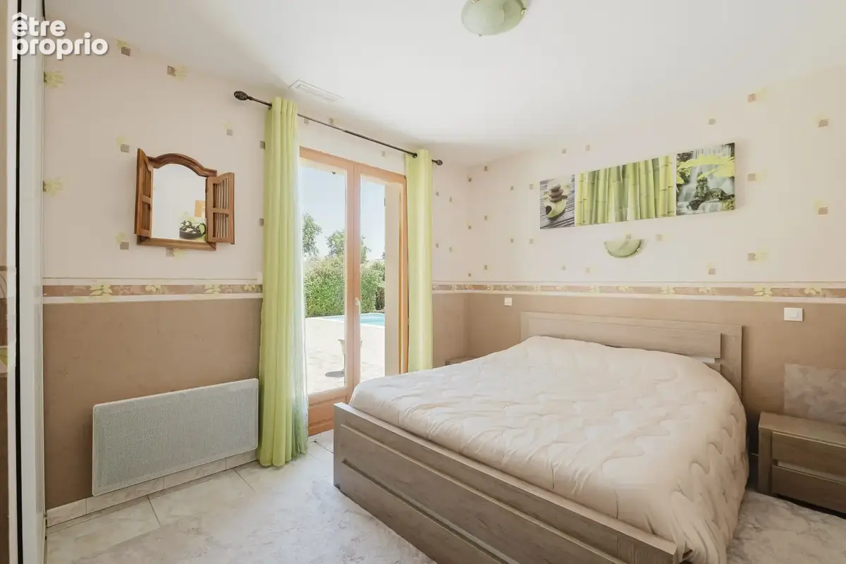 Maison 5 pièces avec jardin - photo 5