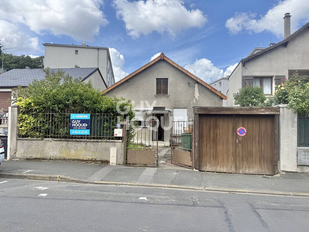 Maison à L'HAY-LES-ROSES