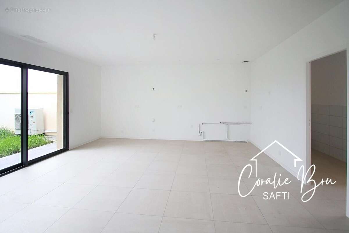 Photo 4 - Maison à EYRANS