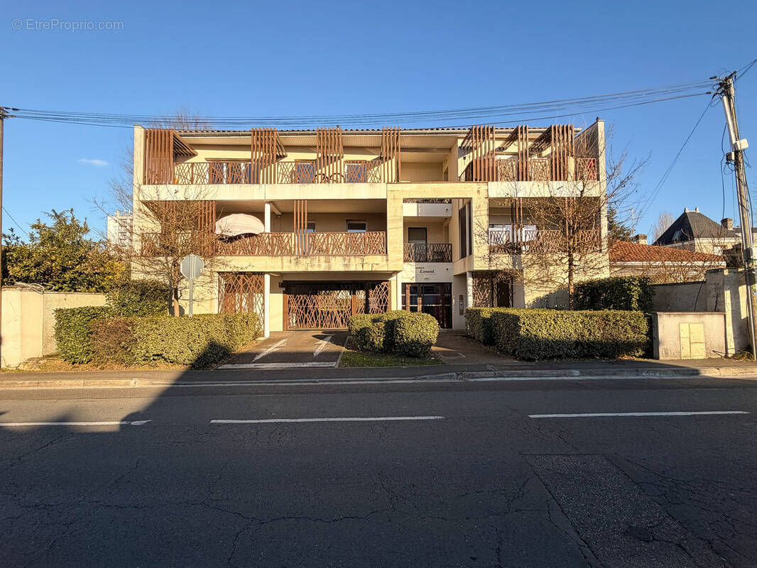 Appartement à VILLENAVE-D'ORNON