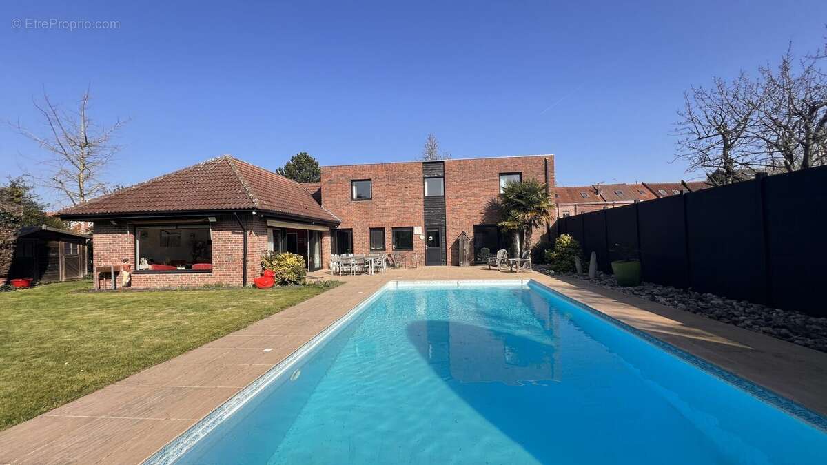 Maison à VILLENEUVE-D'ASCQ