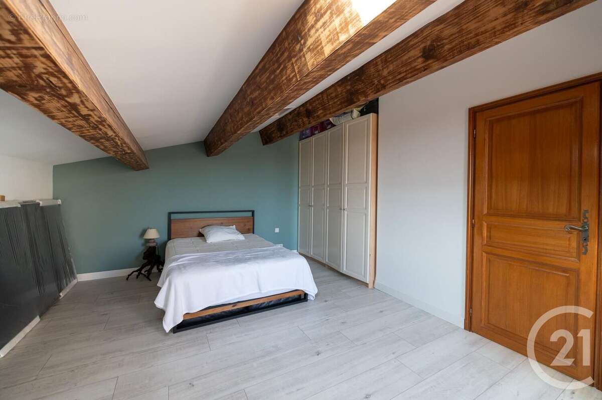 Maison à BORMES-LES-MIMOSAS