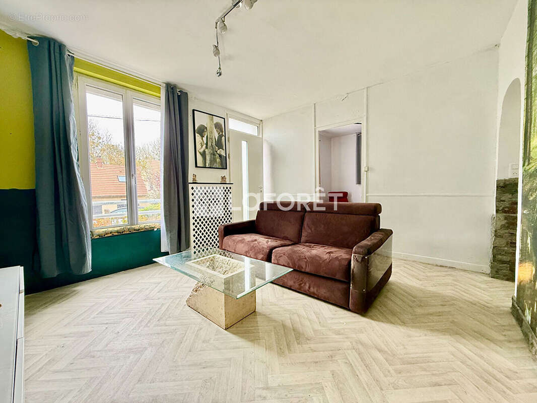 Maison à MILLY-LA-FORET