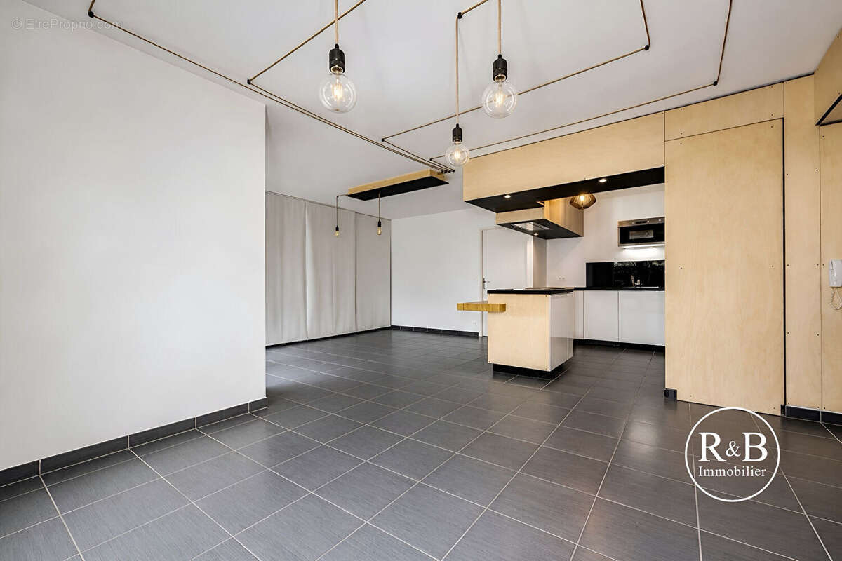 Appartement à VILLEPREUX
