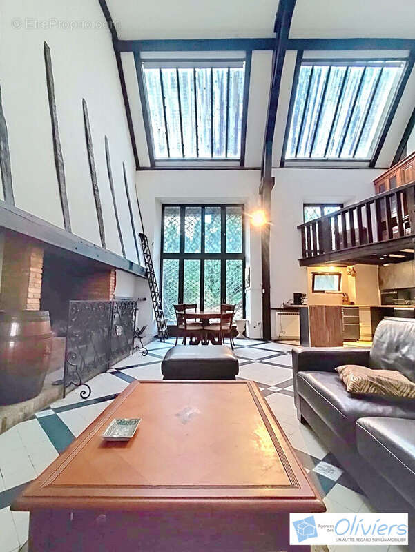 Appartement à SAINT-REMY-LES-CHEVREUSE